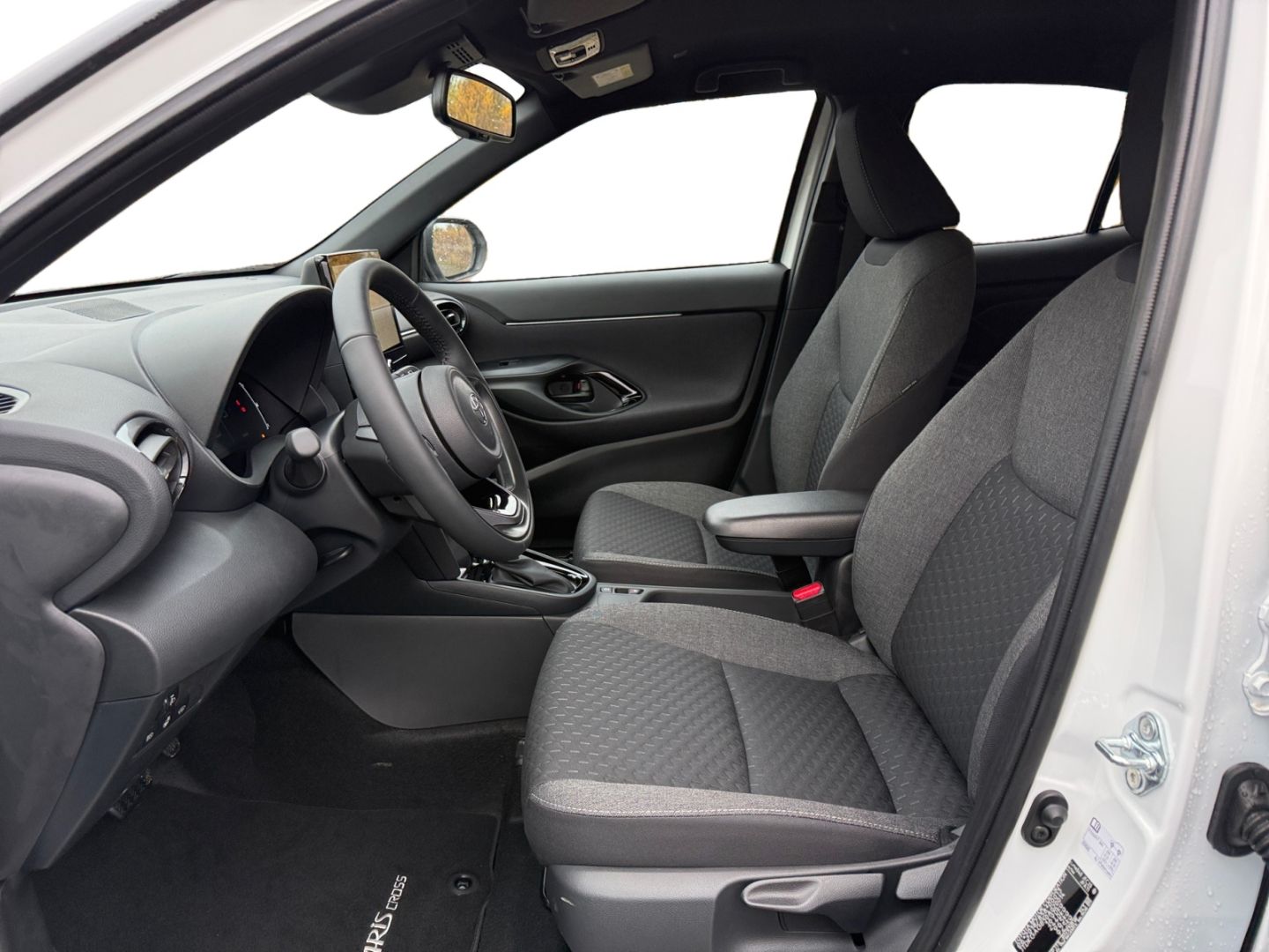 Toyota Yaris Cross Hybrid 130 1.5 Black&White *CAM*ACC*