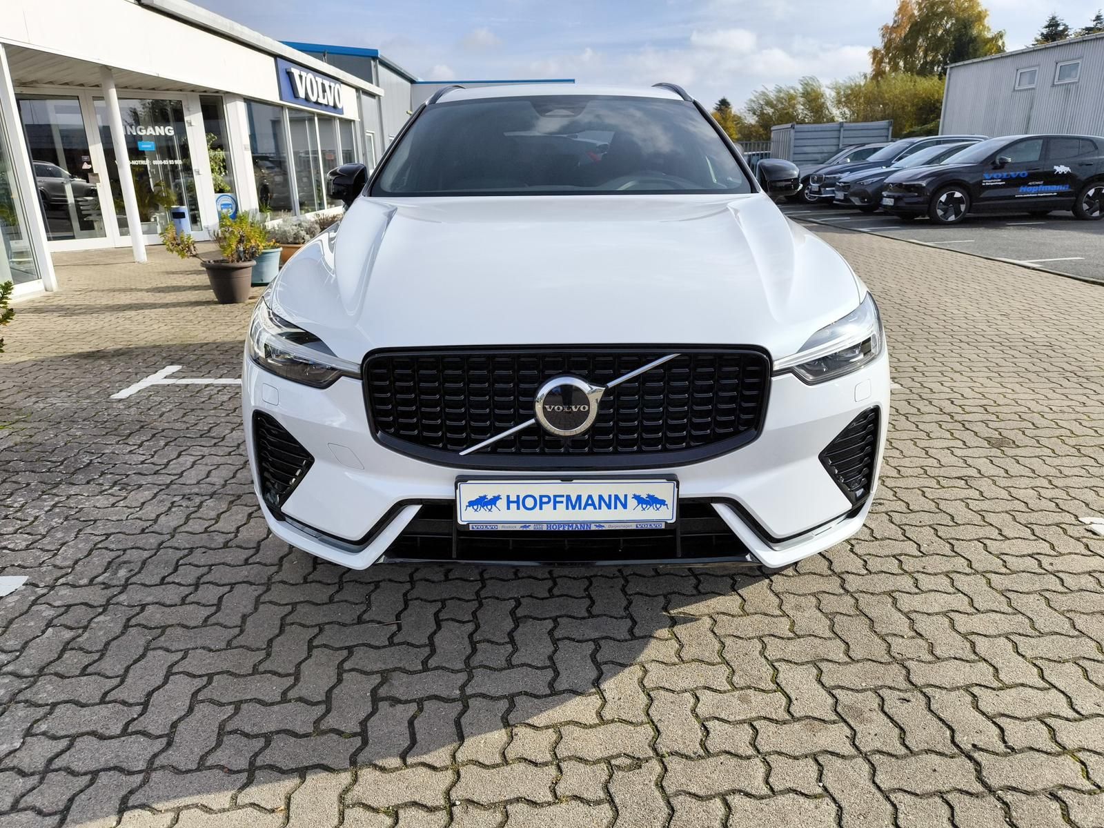 Volvo XC60 B4 Diesel  AWD Aut. ACC AHK Standhzg.