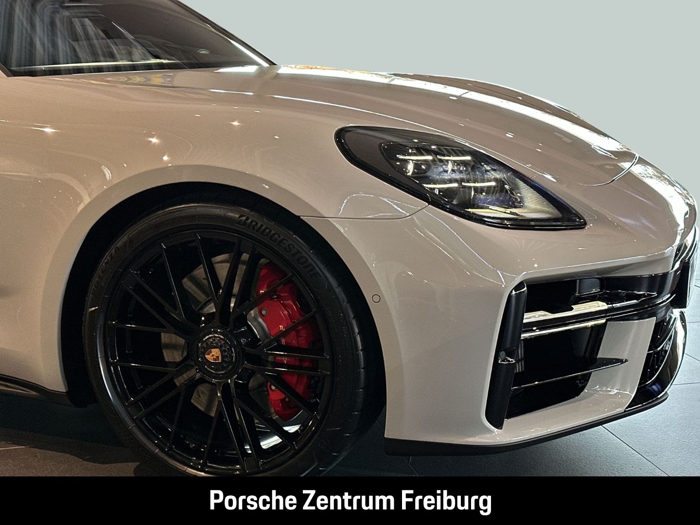 Porsche Panamera GTS BOSE HA-Lenkung InnoDrive Soft-Clos