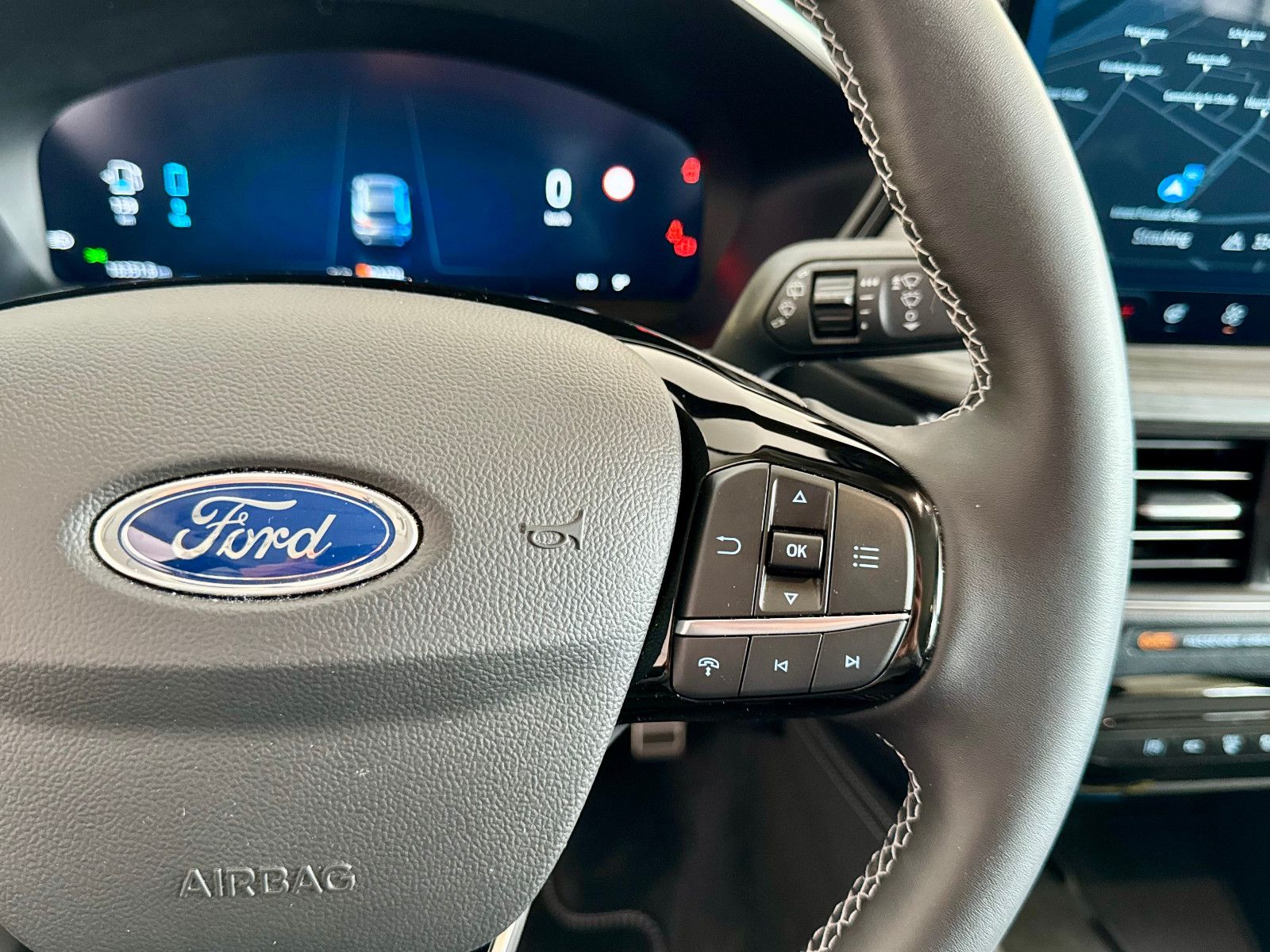 Ford Kuga 2.5 Duratec PHEV Active X*ACC*360°*NAVI*SHZ
