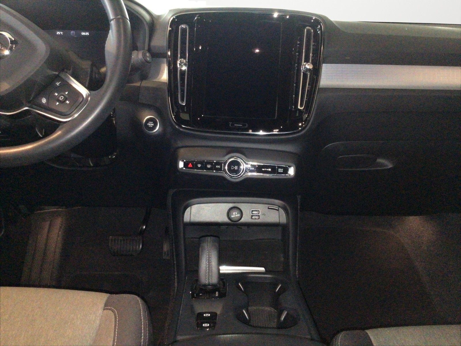 Volvo XC40 B4 Momentum Pro Geartronic