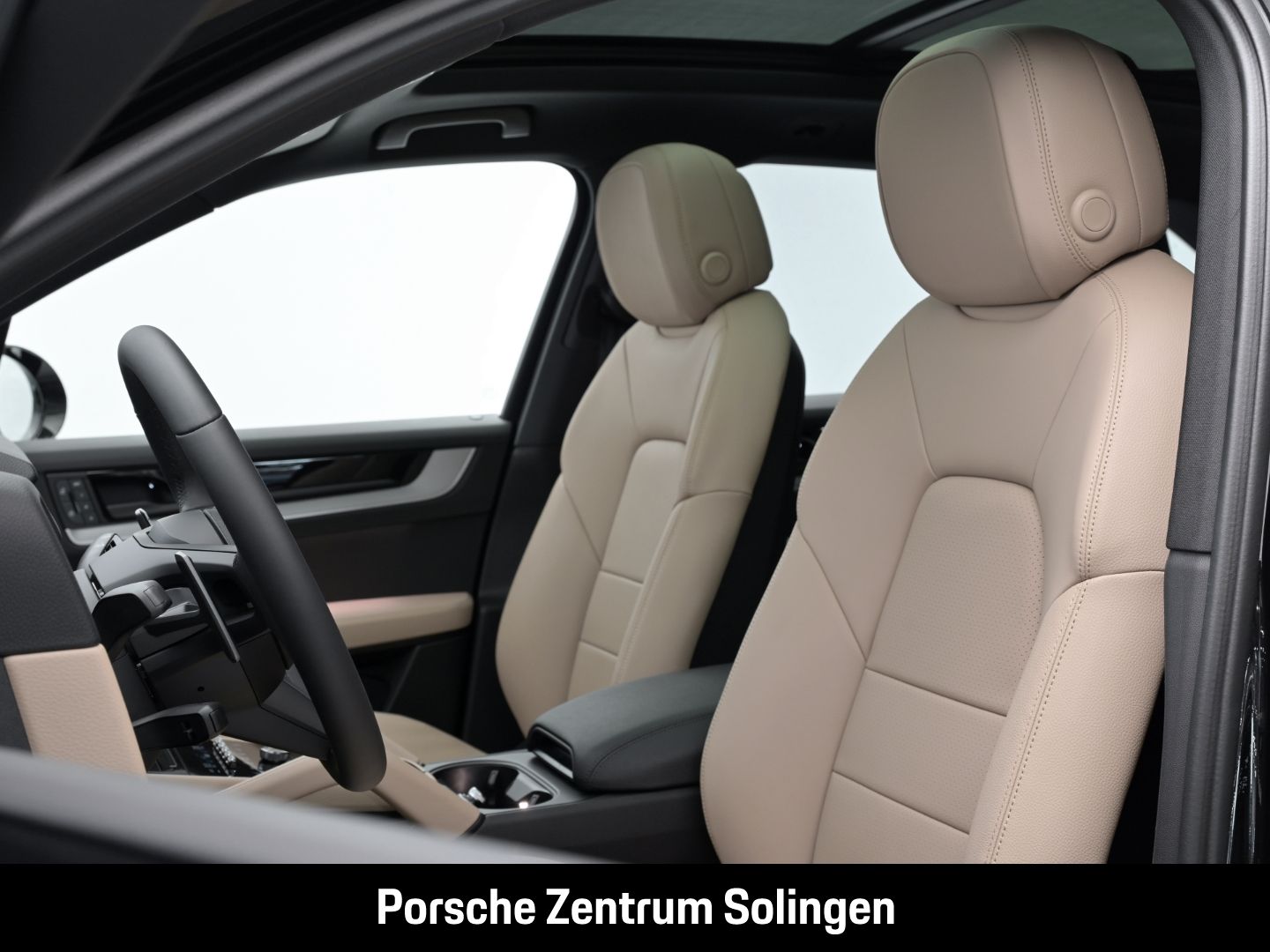 Porsche Cayenne E-Hybrid Panoramadach Bose Beifahrerdisp