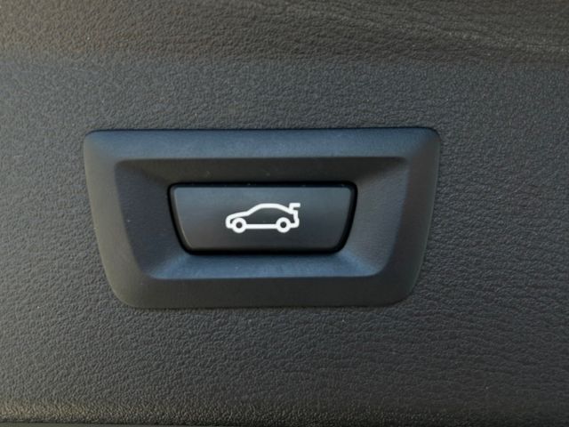 BMW X1 xDrive 25e M-Sport - Samsaru's Car Outlet
