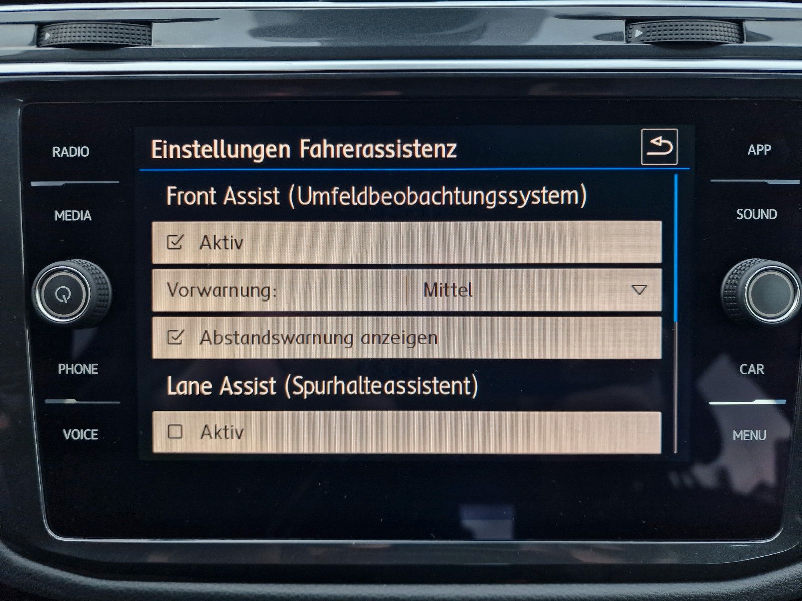 Volkswagen Tiguan 1.5-TSI Comfortline - Samsaru's Car Outlet