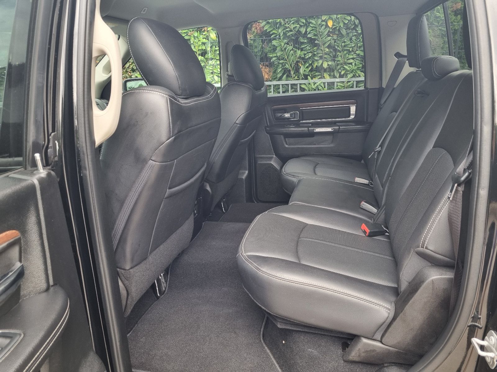 Dodge RAM 1500 5,7V8 Laramie 4x4 CrewCab *1.Hd/GAS/TOP