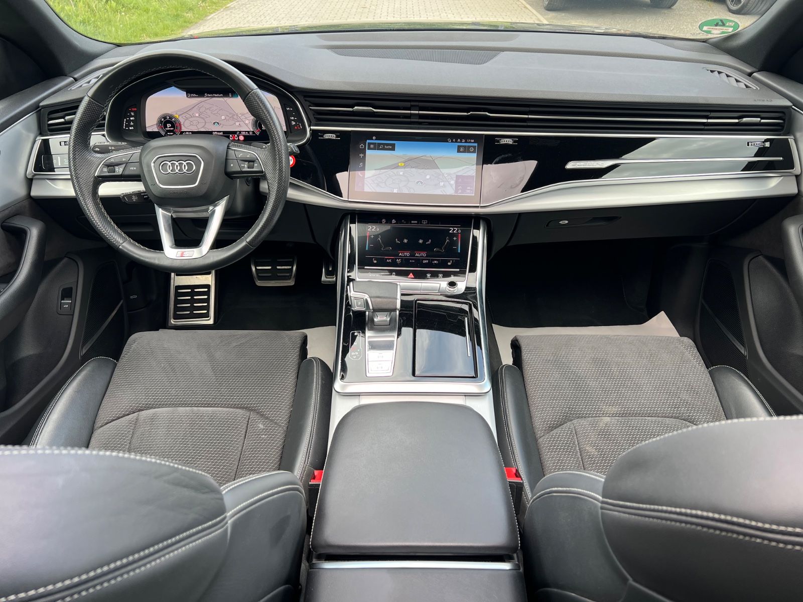 Audi Q8 50 TDI quattro*S-LINE* Panorama*SOFT-CLOSE*
