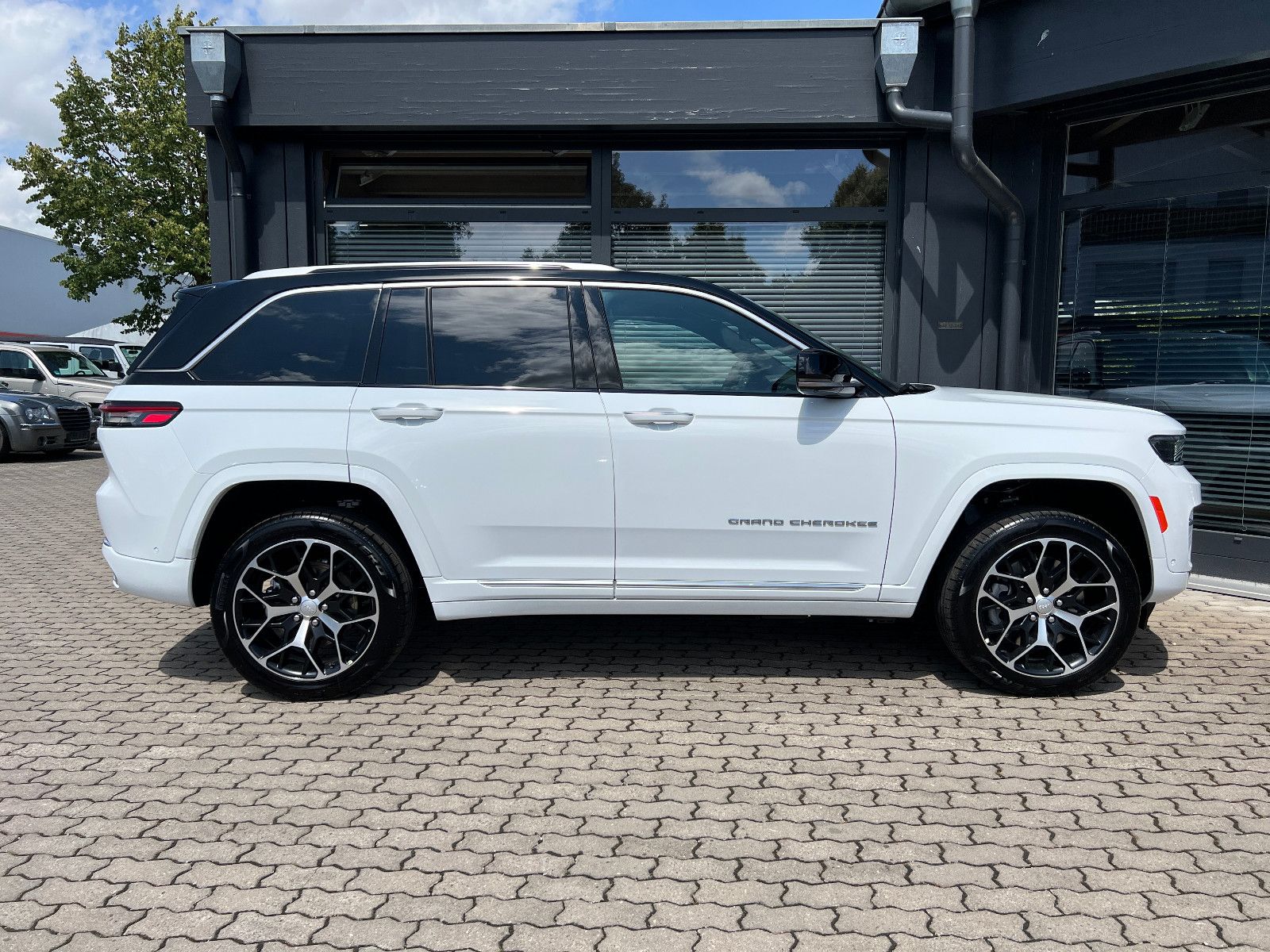 Jeep Grand Cherokee PHEV Summit Reserve *AHK*