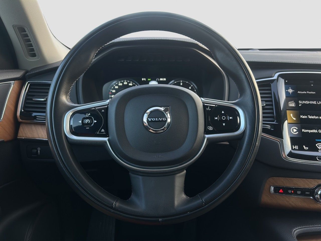 Volvo XC90 B5 Inscription AWD/7-Sitzer/Pano/AHK/Kamera