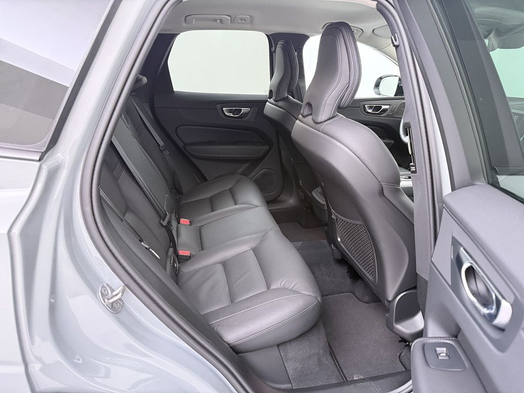 Volvo XC60 B5 AWD Plus Dark *Ganzjahres*ACC*BLIS*Voll-