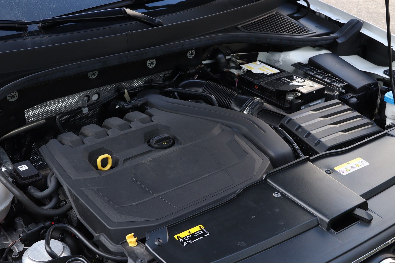 Volkswagen T-Roc 1.5 TSI Sport - Samsaru's Car Outlet