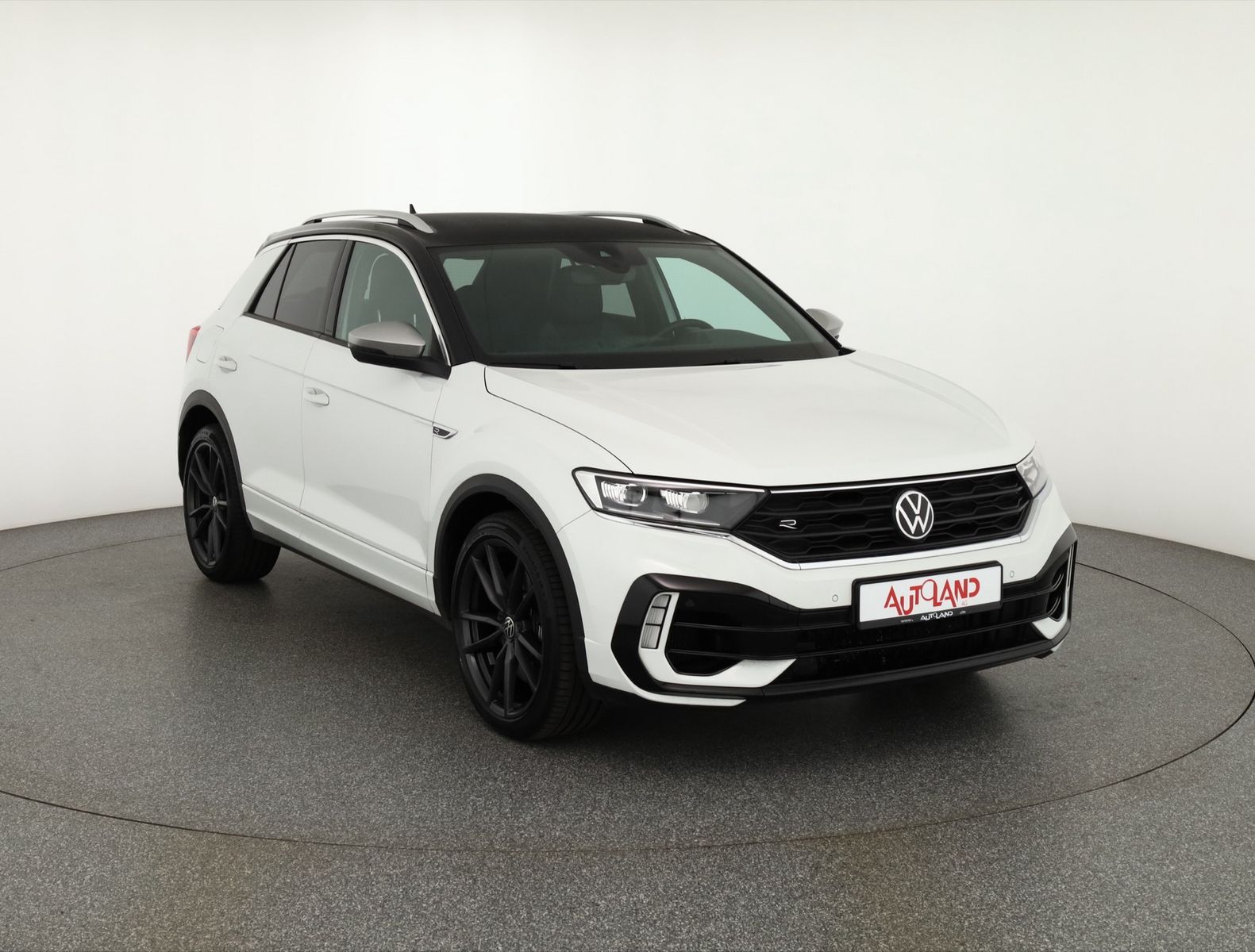 Volkswagen T-Roc 2.0 TSI R 4Motion - Samsaru's Car Outlet