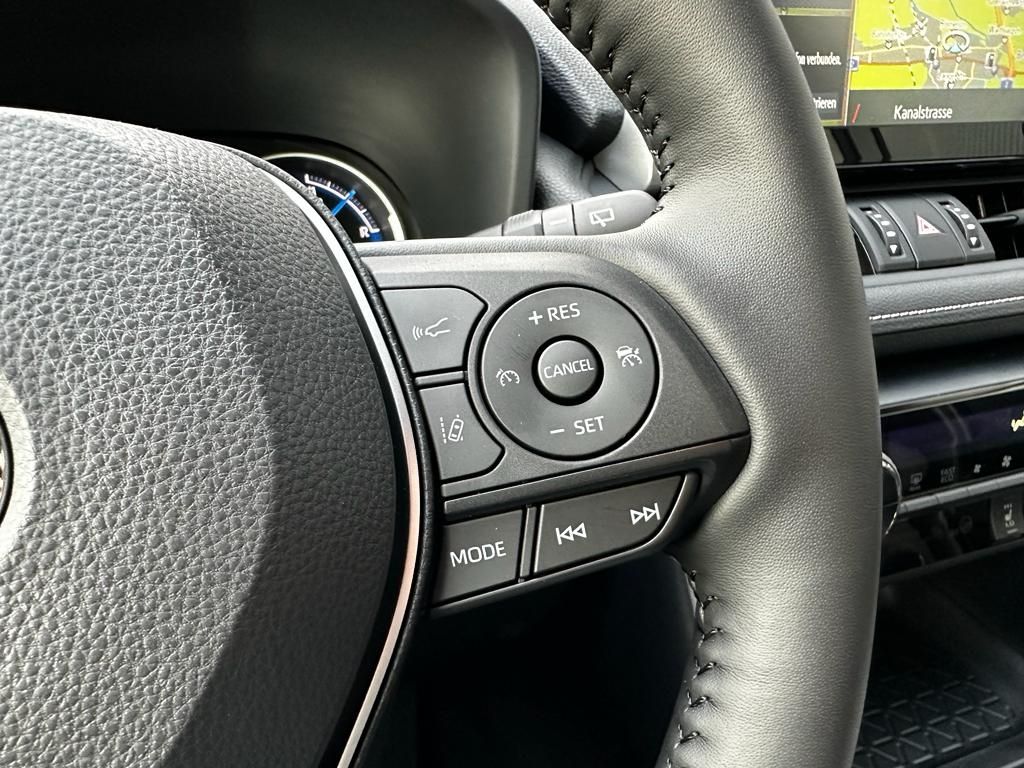 Toyota RAV 4 2.5 Hybrid CVT 4x4 Active Navi LED PDC e.H