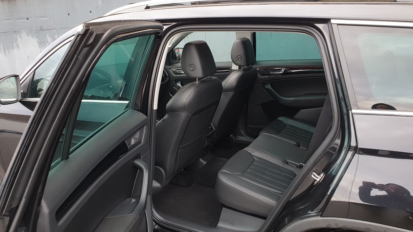 Skoda Kodiaq 2.0 TDI DSG 4x4 L&K Pano/Leder/360/AHK