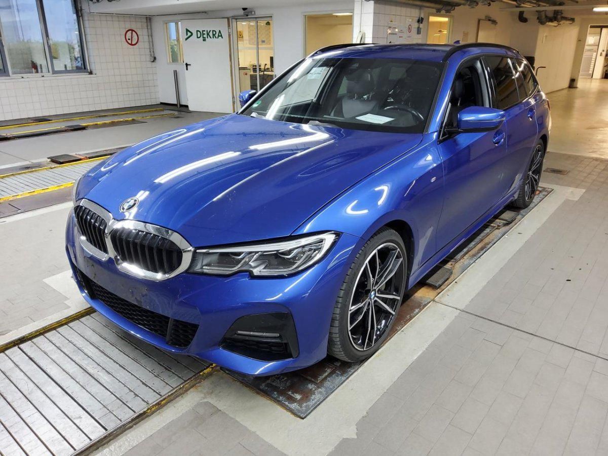 BMW 330i TOURING xDRIVE M SPORT - Samsaru's Car Outlet