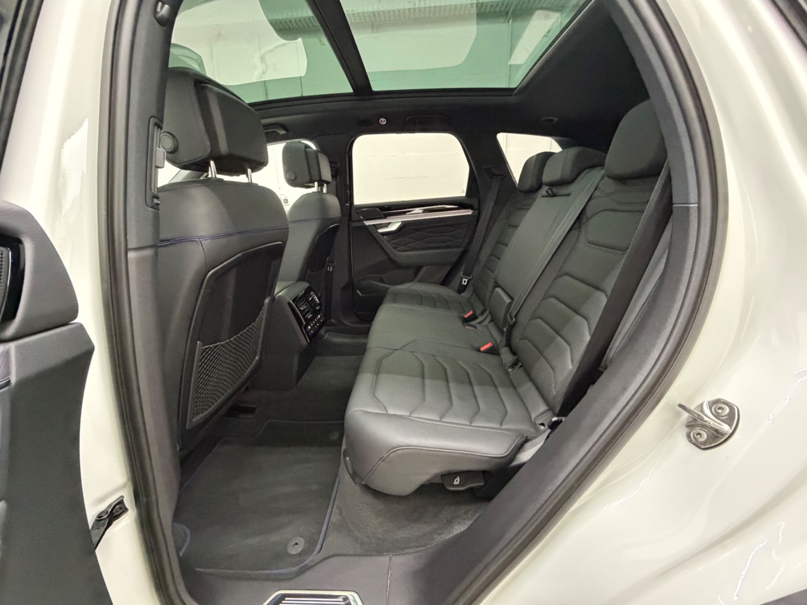 Volkswagen Touareg R 4Motion eHybrid+MATRIX+PANO+HEAD-UP+