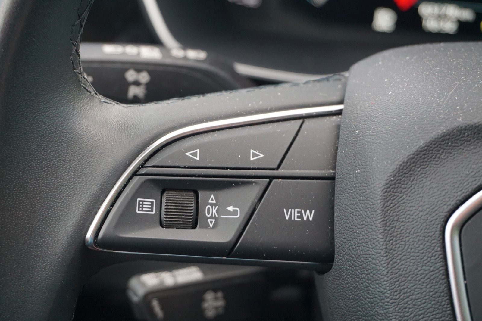 Audi Q3 Sportback 40 TFSI quattro S line - Samsaru's Car Outlet