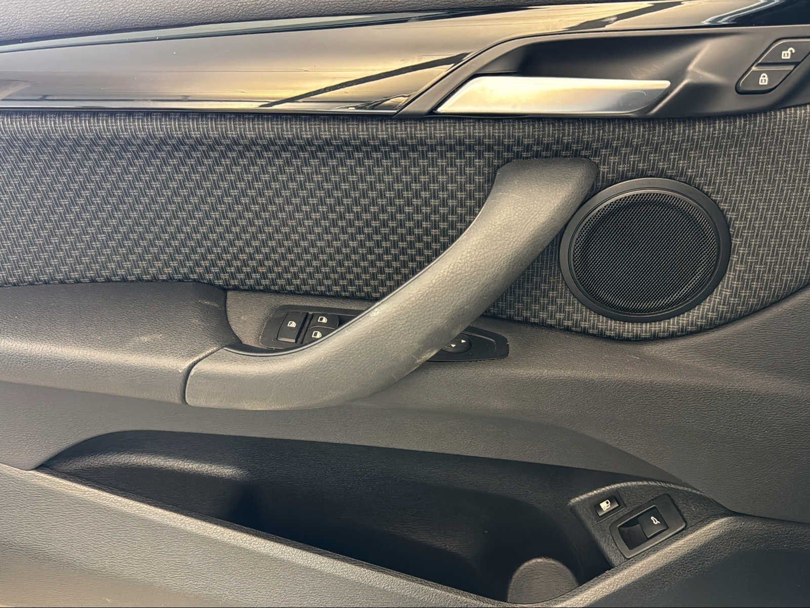 BMW X1 xDrive25e - Samsaru's Car Outlet