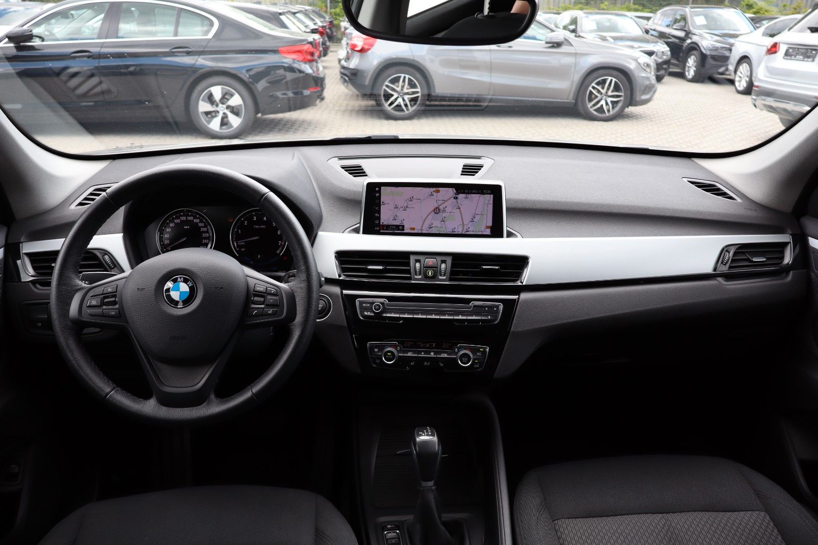 BMW X1 xDrive 25 e Advantage - Samsaru's Car Outlet