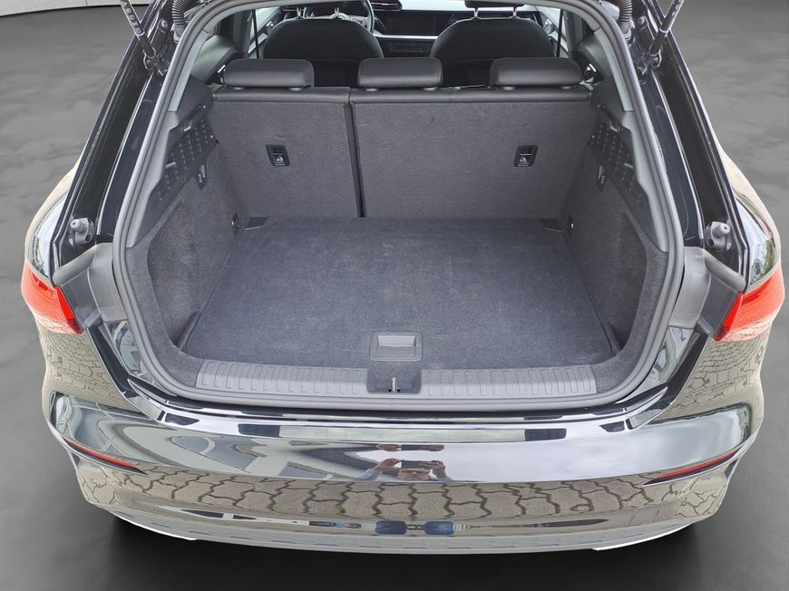 Audi A3 35 TFSI Sportback S tronic S line Navi * LED