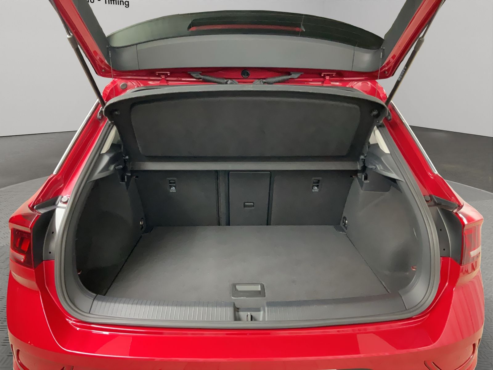 Volkswagen T-ROC 1.5 TSI - Samsaru's Car Outlet