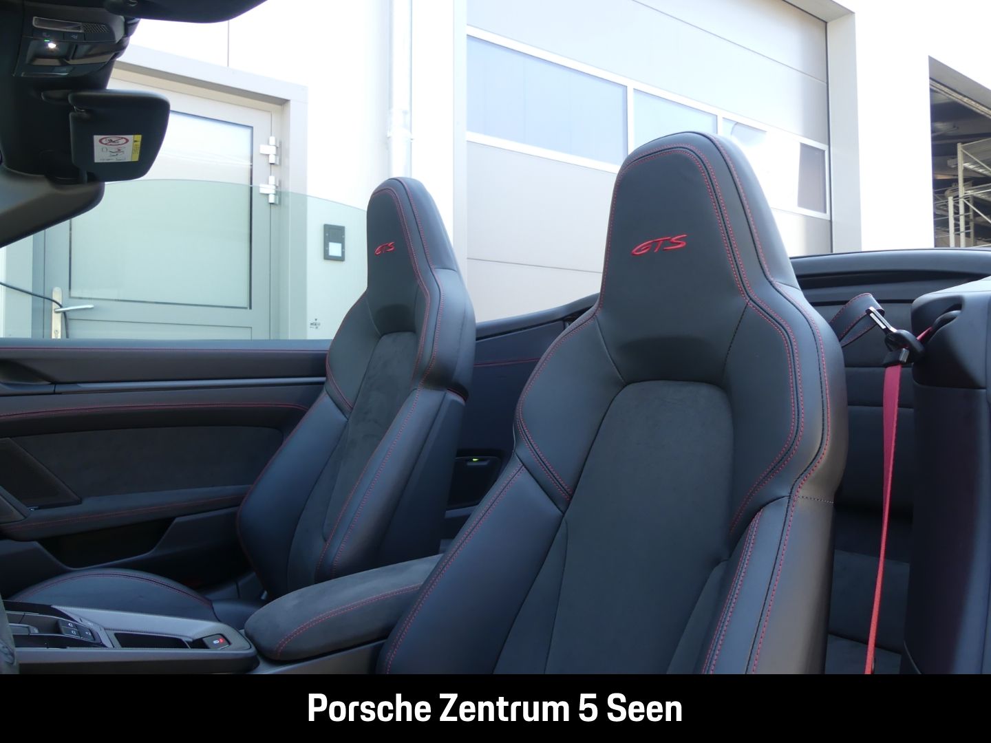 Porsche 992 I Carrera 4 GTS Cabriolet - Samsaru's Car Outlet
