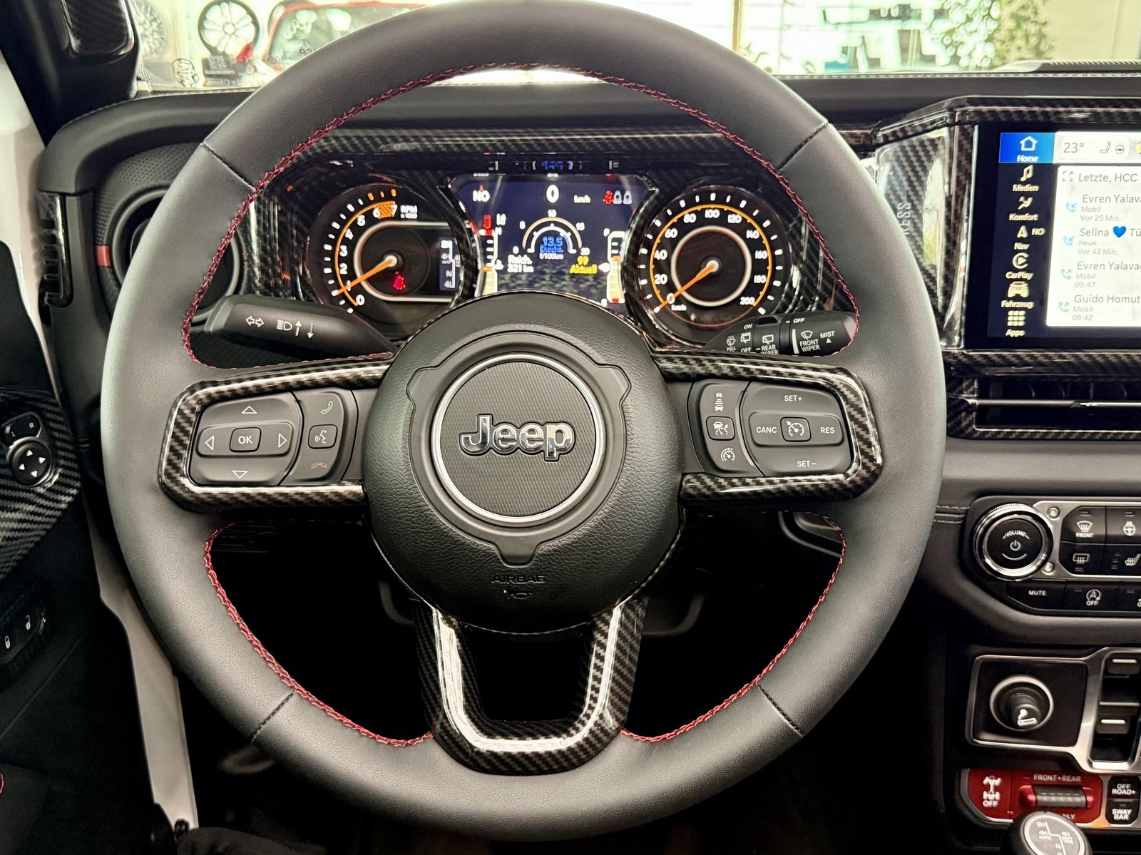 Jeep Wrangler 2.0 Sky One Rubicon Brute Look + Carbon