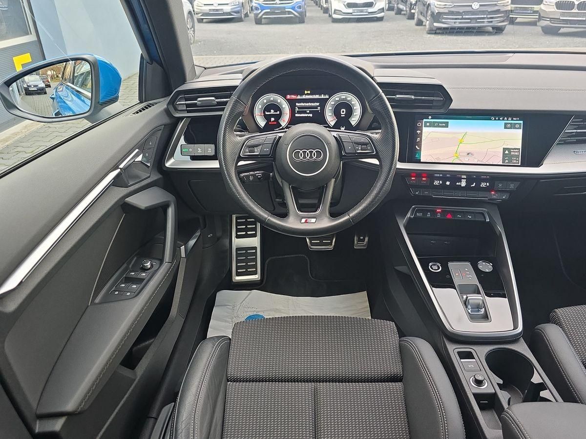 Audi A3 35 TFSI S line S-TRONIC MATRIX B&O ACC T-LEDE
