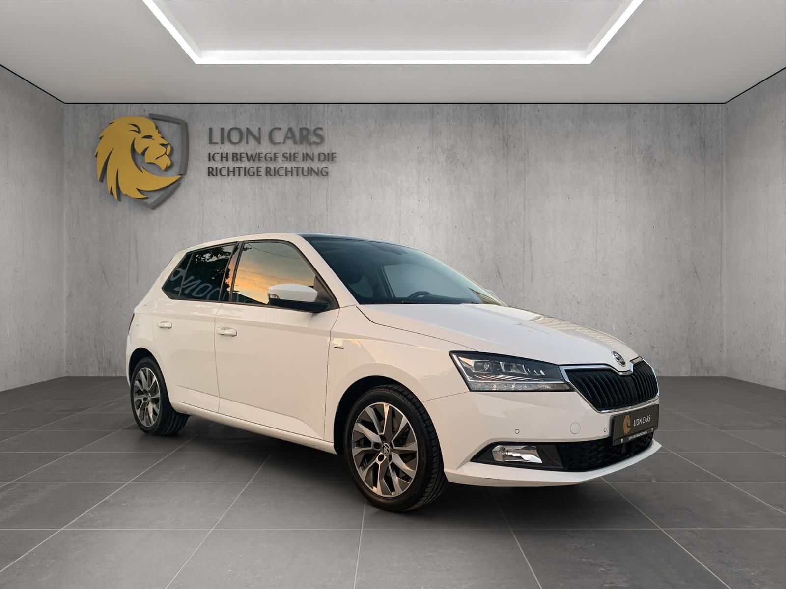 Skoda Fabia 1.0 TSI DSG - Samsaru's Car Outlet