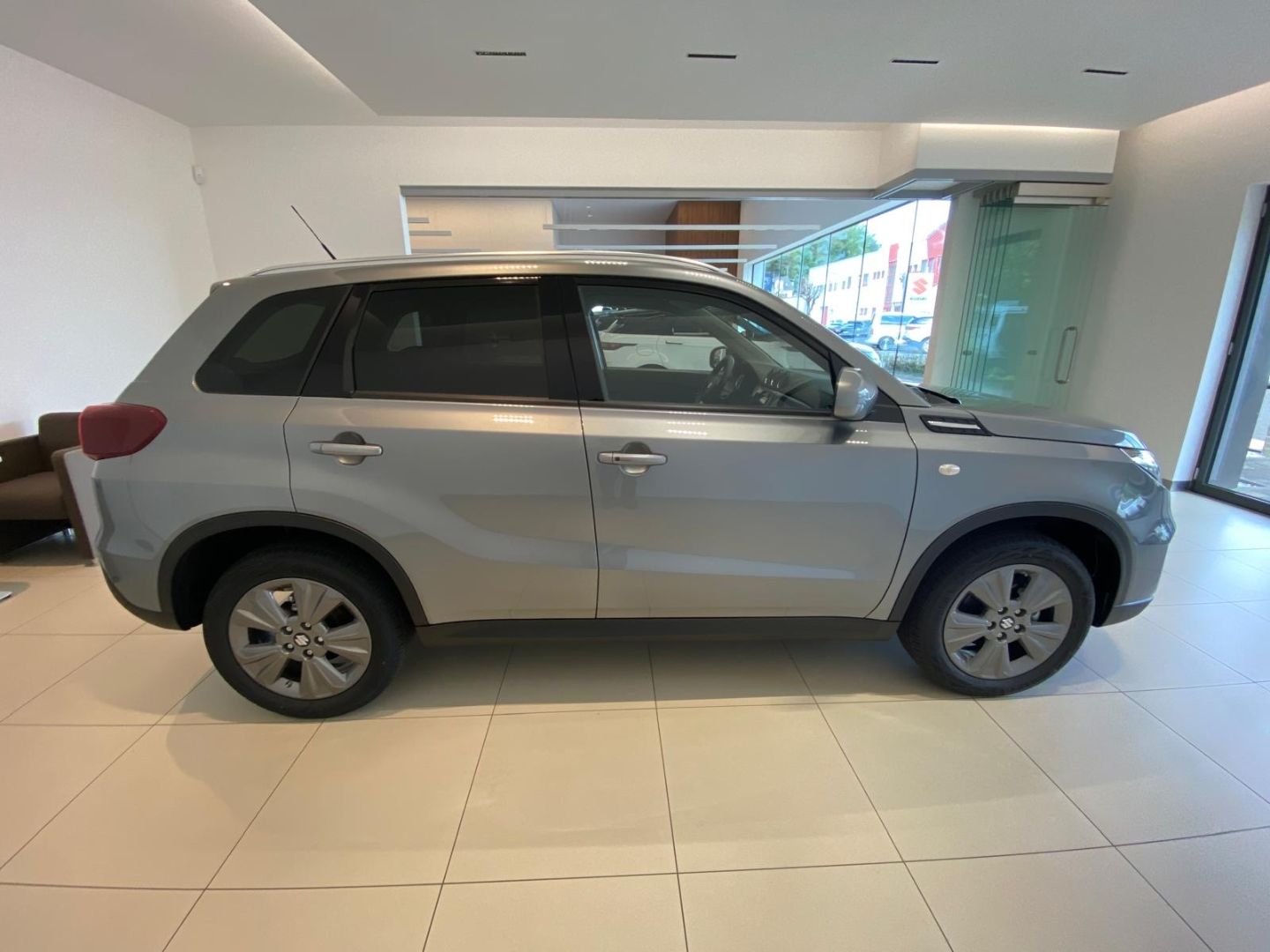 Suzuki Vitara 1.5 AGS Comfort - Samsaru's Car Outlet