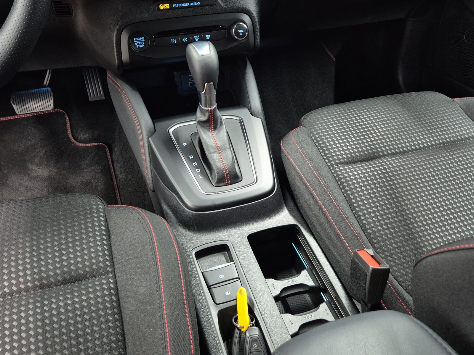 Ford Focus ST-Line X Turnier Aut.*AHK*ACC*HUD*KAM*NAV