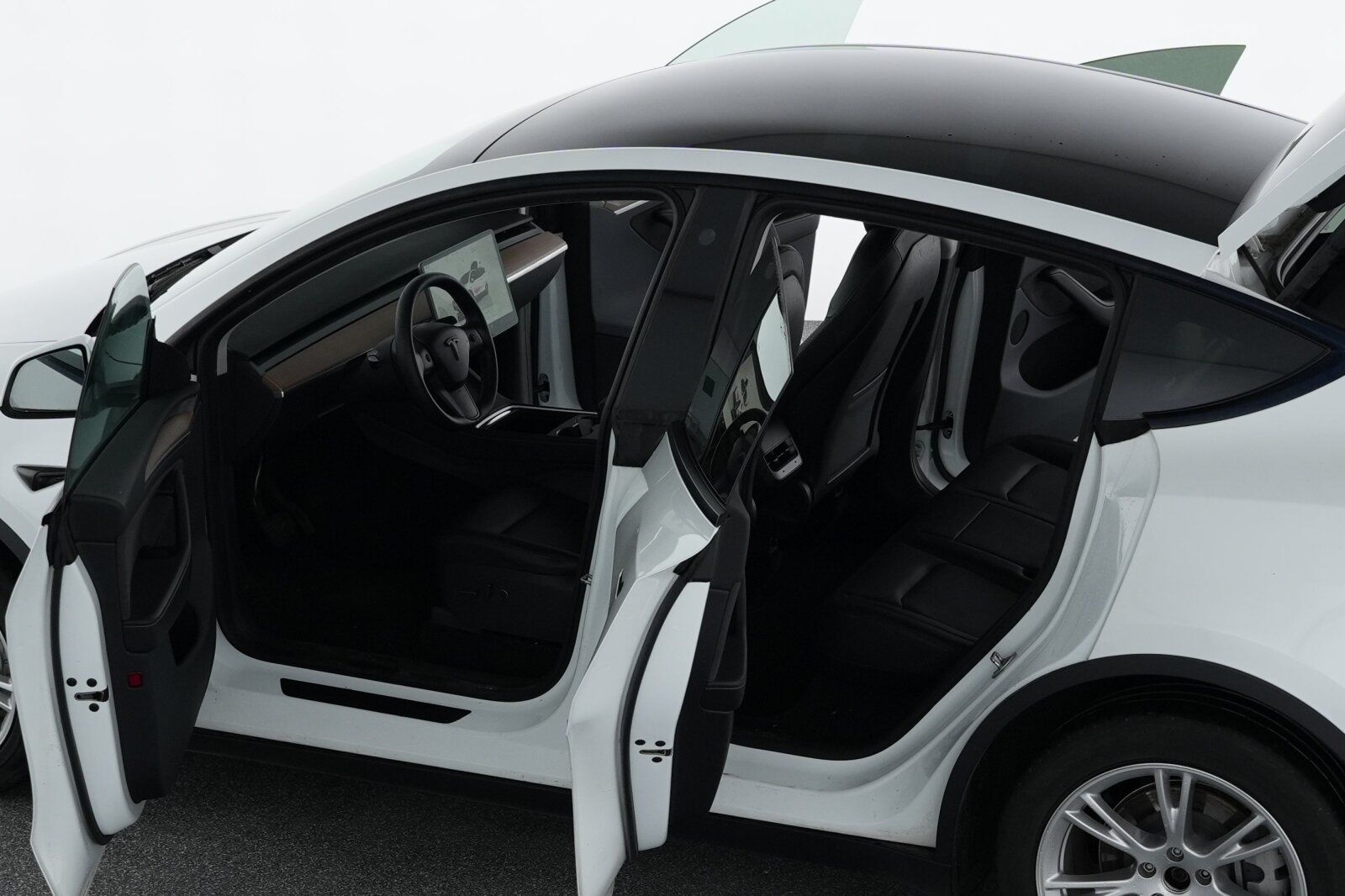 Tesla Model Y Long Range Dual Motor A.pilot Pr. Int.