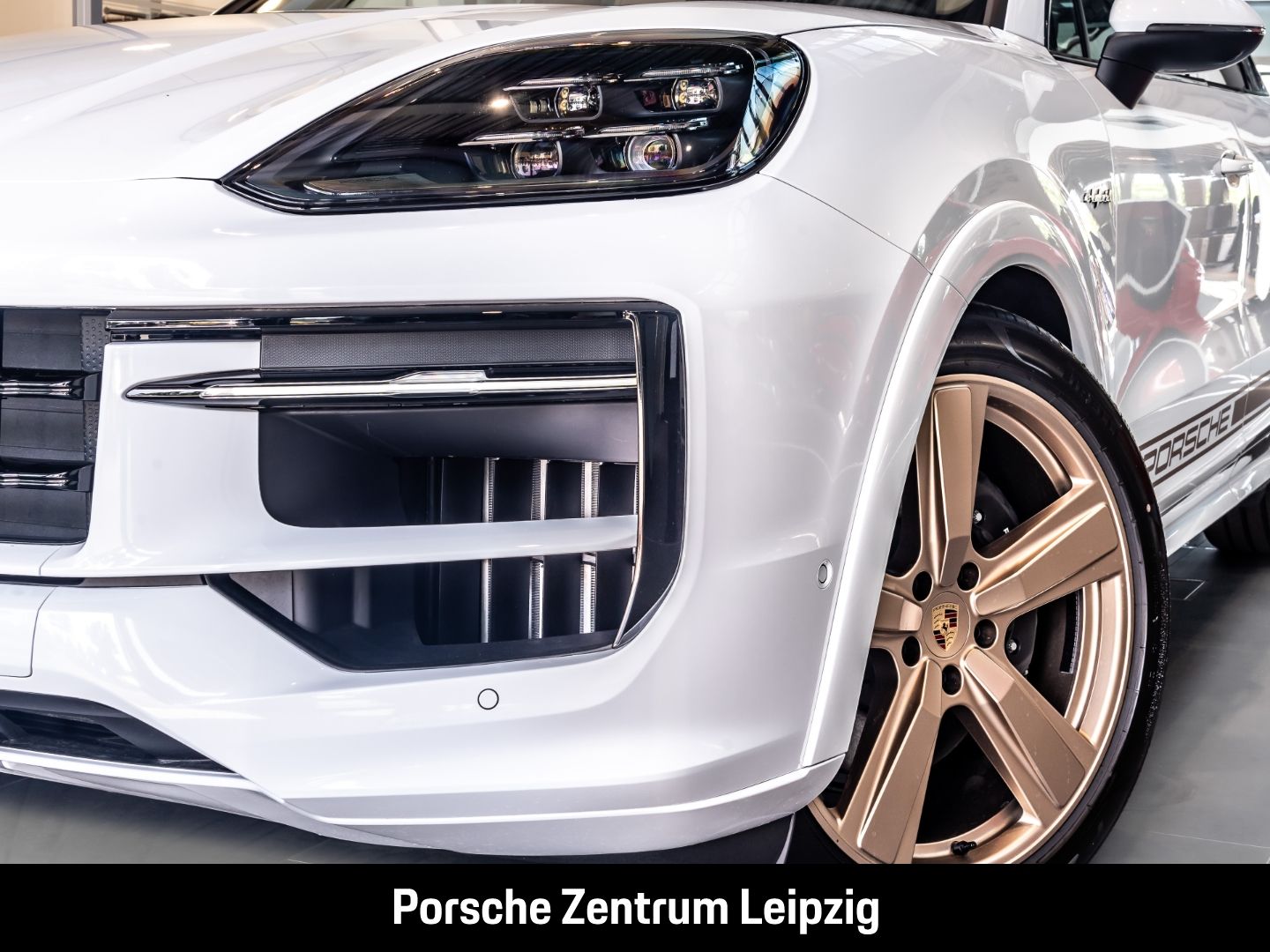 Porsche Cayenne E-Hybrid Burmester SportDesign Massage