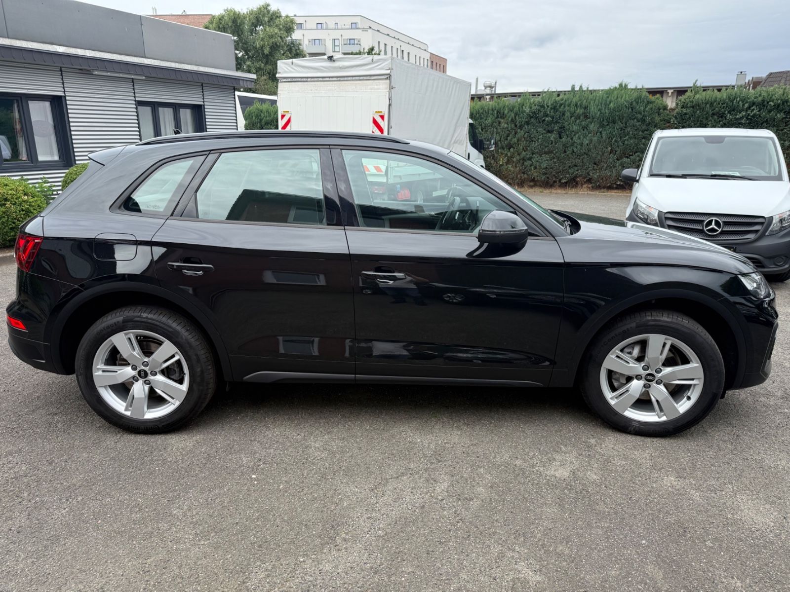 Audi Q5 40 TDI quattro - Samsaru's Car Outlet