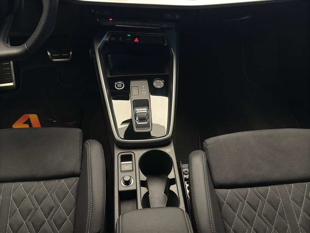 Audi A3 Sportback 45 TFSI e S line - Samsaru's Car Outlet