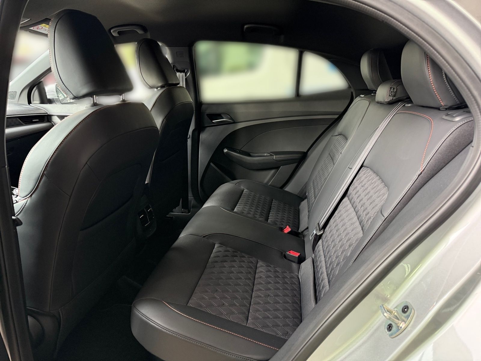 MG3 Hybrid+ Luxury LED|Sitz-&Lenkradhzg|360|ACC