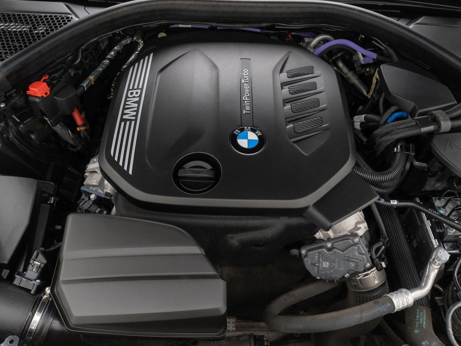 BMW 320d xD Sport Line - Samsaru's Car Outlet