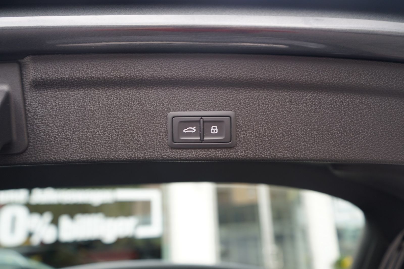 Audi Q3 Sportback 40 TDI quattro S line - Samsaru's Car Outlet