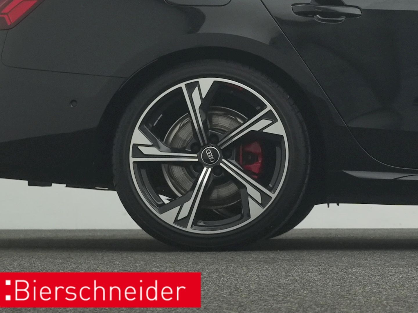 Audi A4 Av. 40 TFSI S-tronic qu s-line BLACK EDITION
