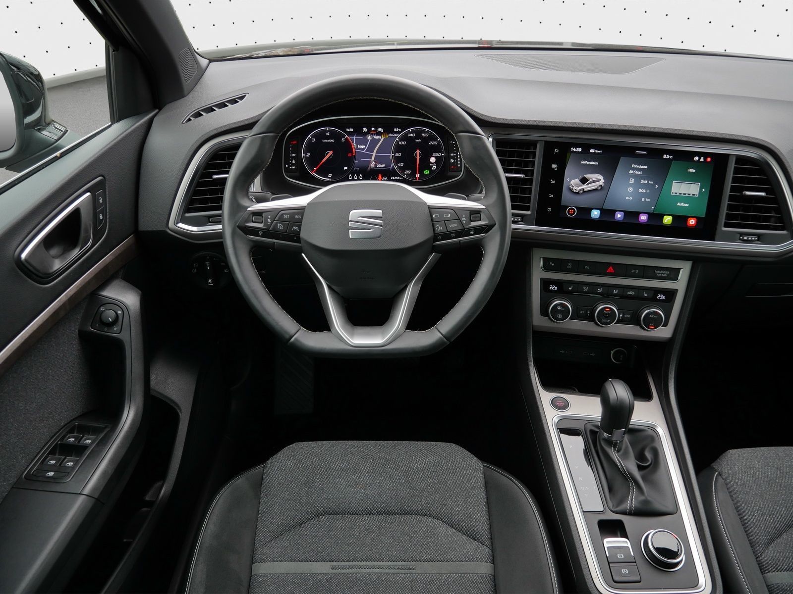 Seat Ateca Xperience 2.0 TDI LED*AHK*RFK*ACC*Navi