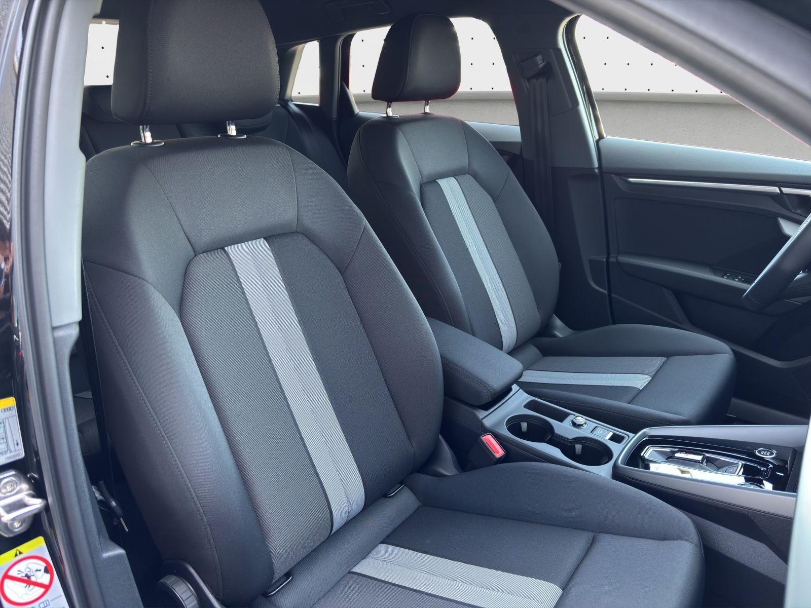 Audi A3 Sportback 30 TFSI NAVI-PLUS - Samsaru's Car Outlet