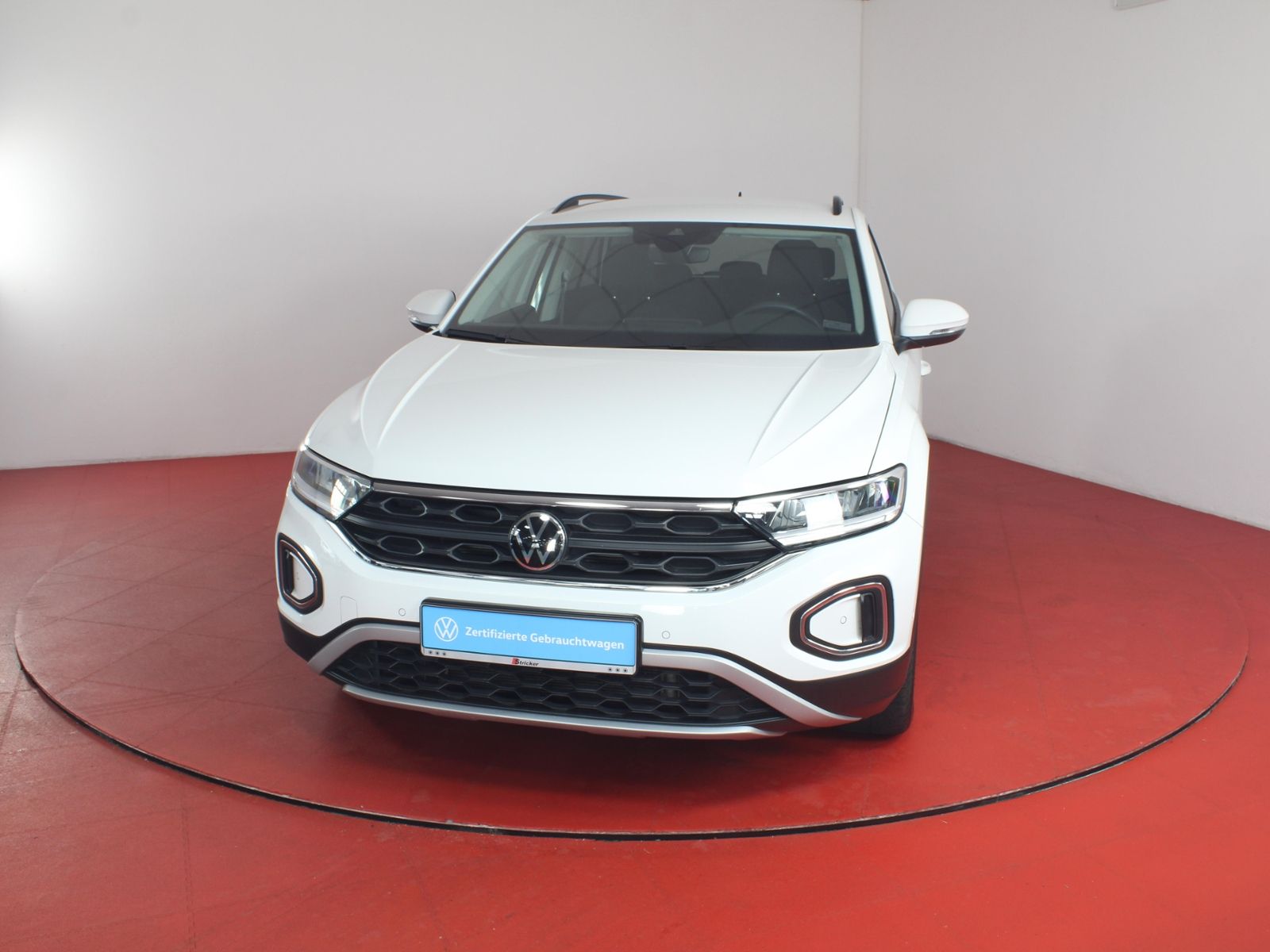 Volkswagen T-ROC Life 1.0TSI - Samsaru's Car Outlet