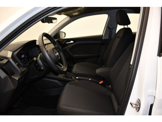 Audi A1 Sportback 30 TFSI S tronic SITZHZ/LED/PDC