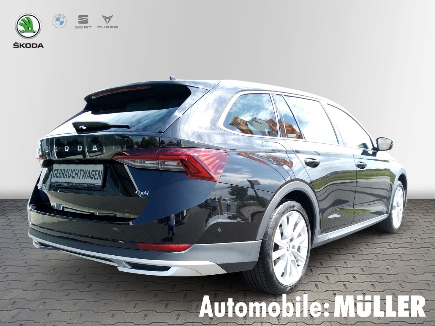 Skoda Octavia Combi Scout 2.0 TDI - Samsaru's Car Outlet