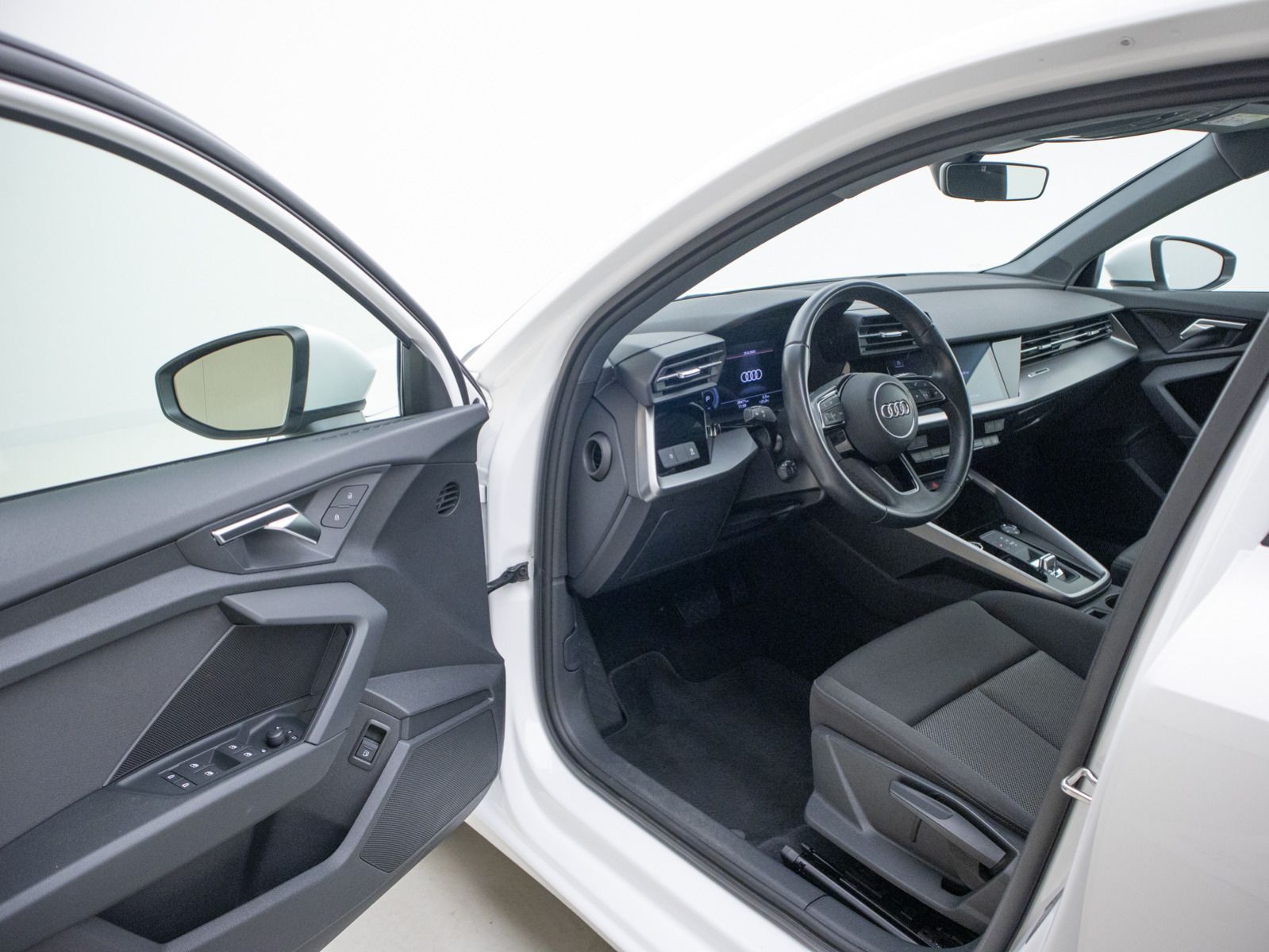 Audi A3 Sportback 40 TFSI e S-TRO**LED*NAVI*GRA*PDC**