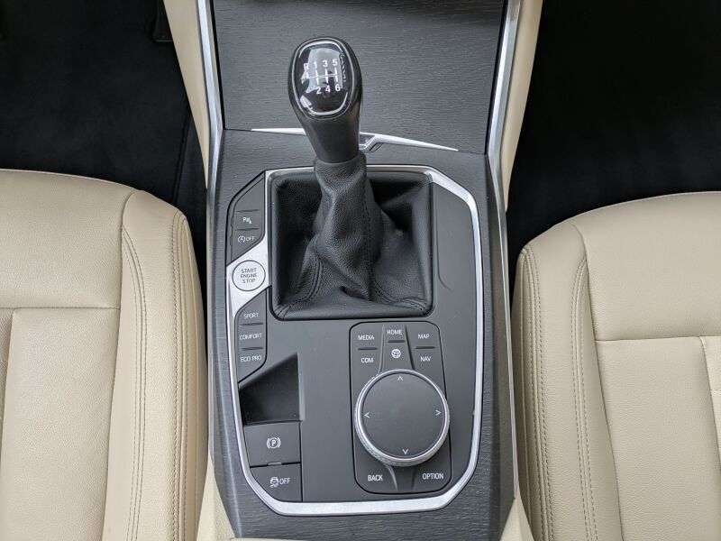 BMW 318d Tour. Advantage - Samsaru's Car Outlet