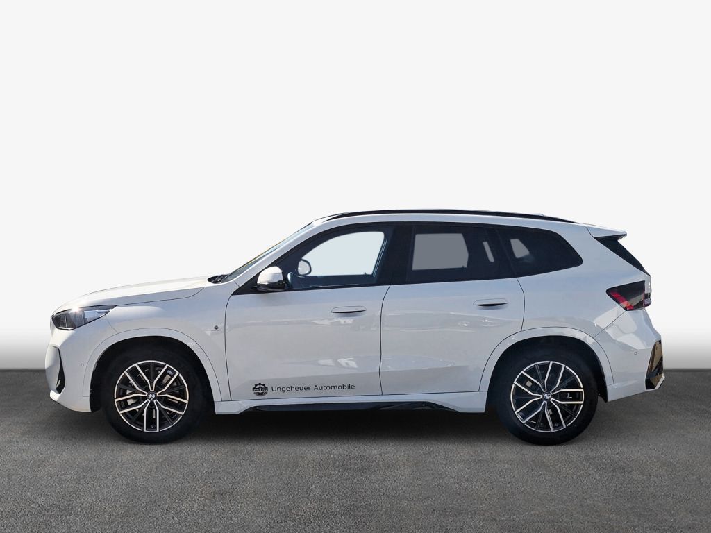 BMW X1 xDrive23i M Sportpaket - Samsaru's Car Outlet