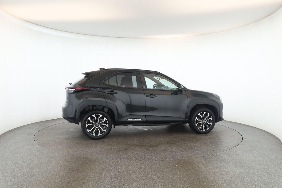 Toyota Yaris Cross CVT Team D LED Navi SHZ iACC Kam 17"