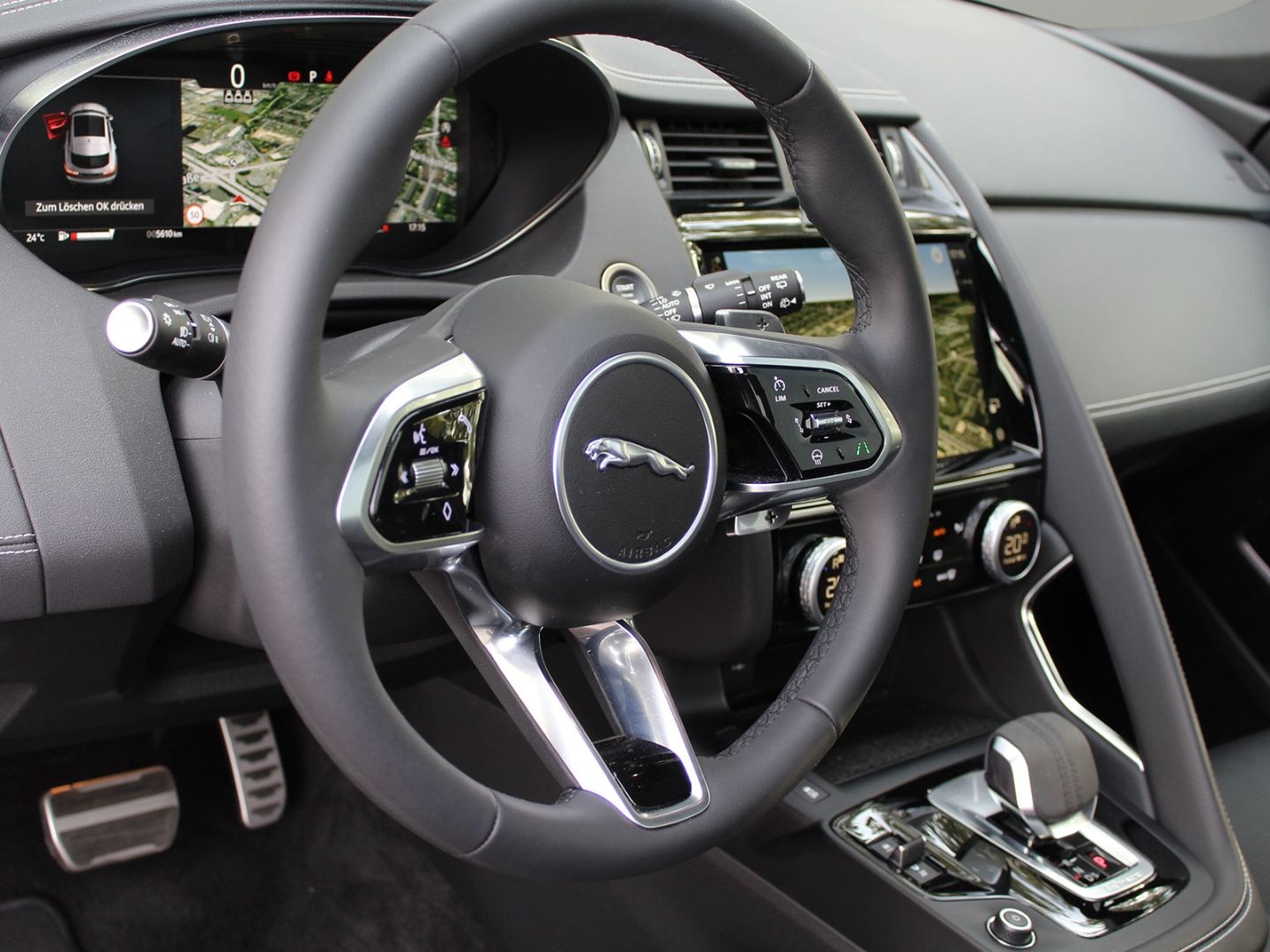 Jaguar E-Pace R-Dynamic SE AWD D200 Mild-Hybrid EU6d