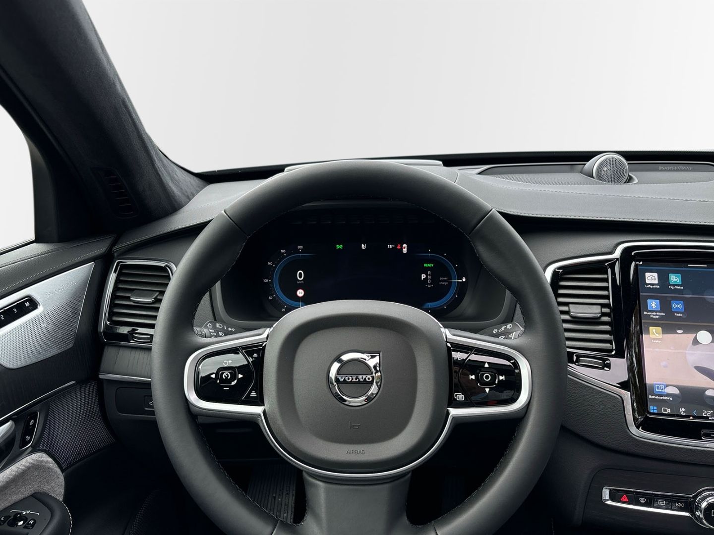 Volvo XC90 Recharge T8 AWD Ultra Dark 7-Sitzer 22'' B&
