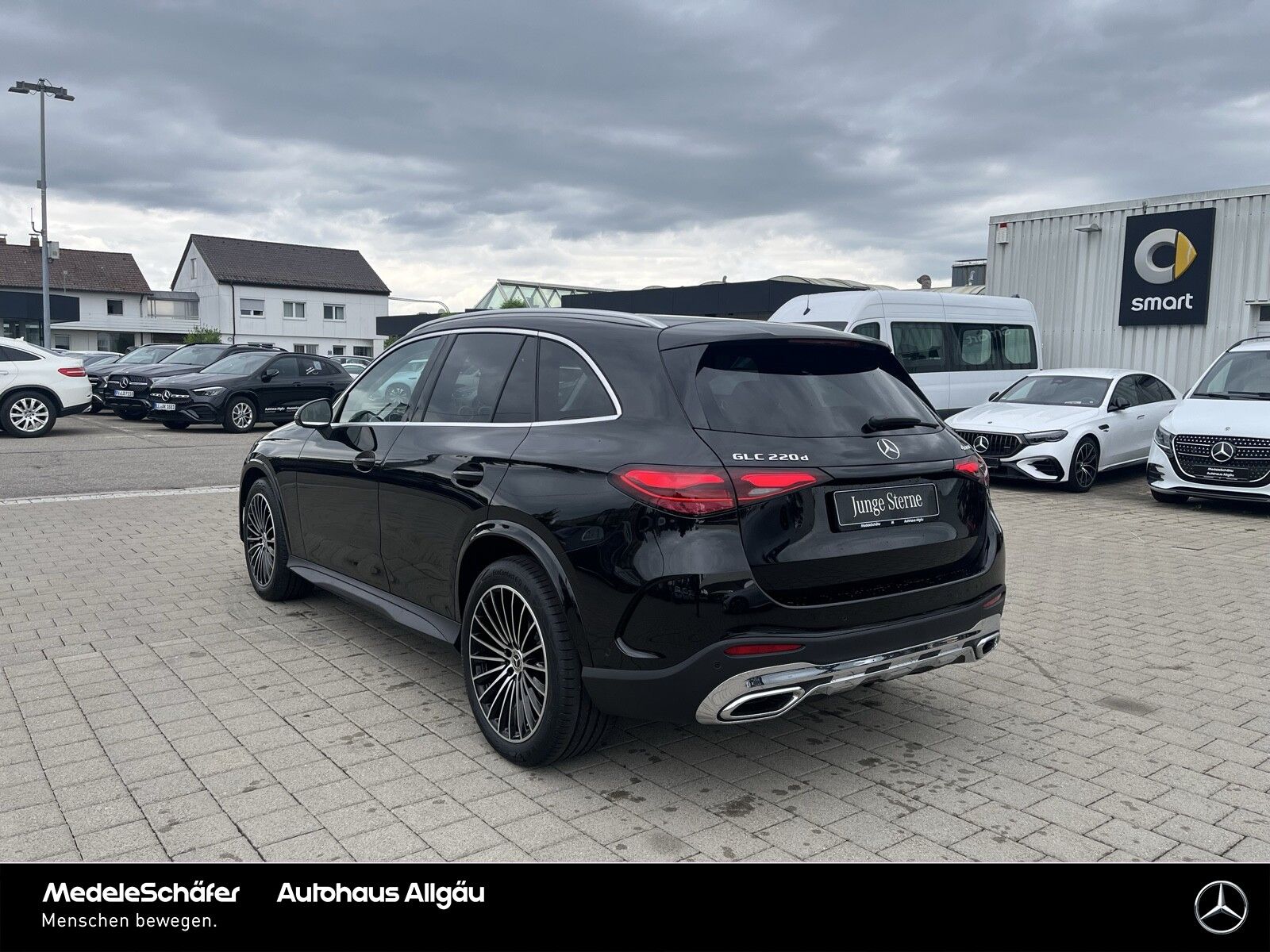 Mercedes-Benz GLC 220 d 4M AMG Distro AHK Memo Pano Burm
